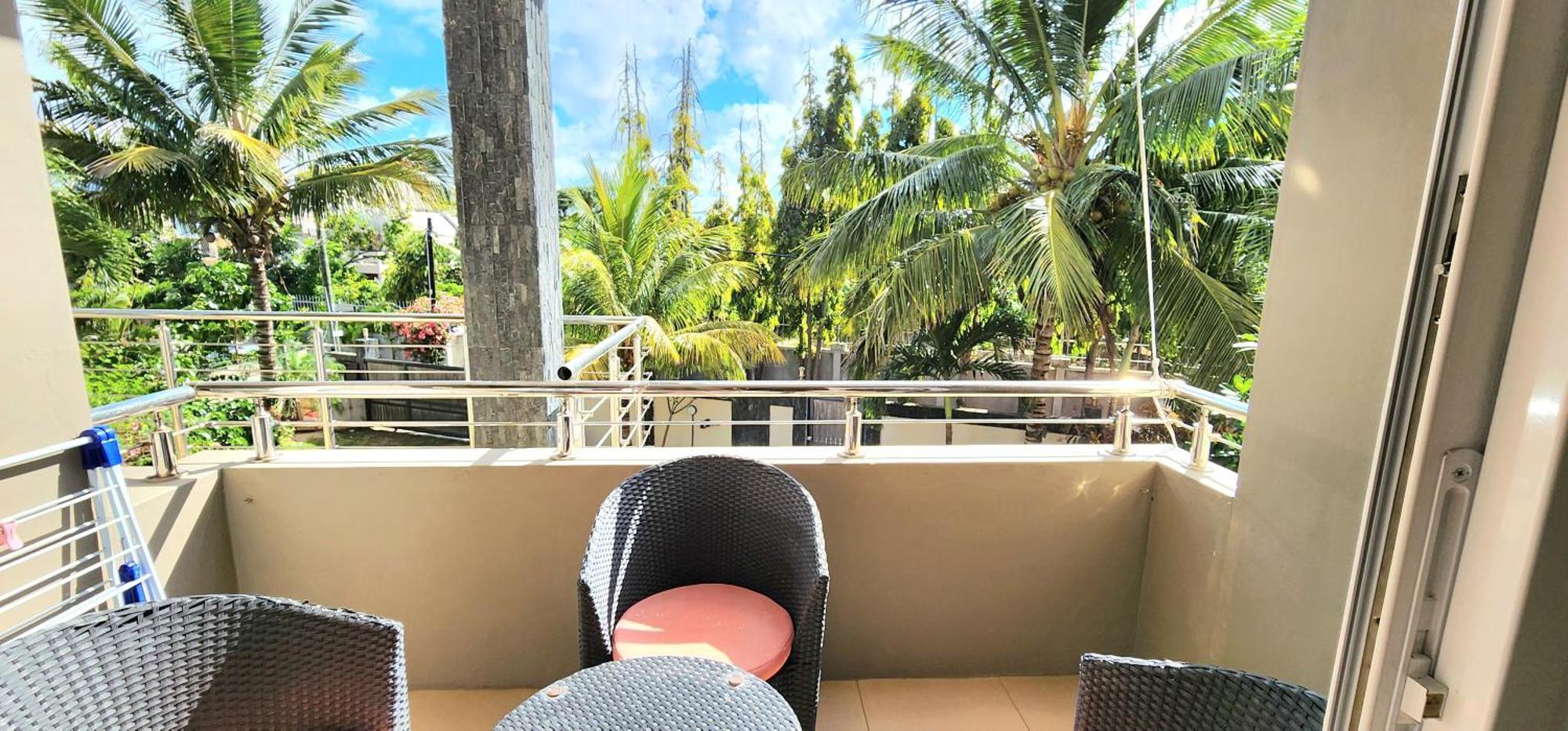 Number 7, 2Nd Floor, Pebble Bay Apartments With Garden View Grand Baie Exterior photo