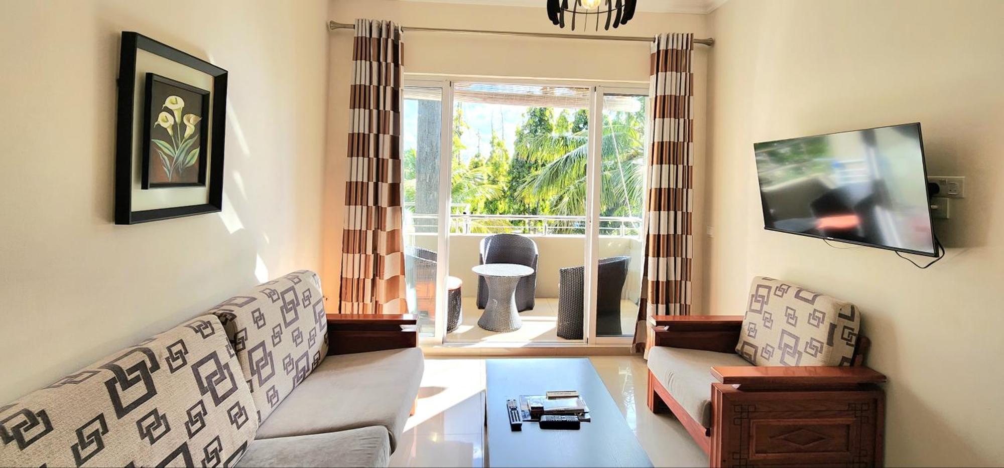 Number 7, 2Nd Floor, Pebble Bay Apartments With Garden View Grand Baie Exterior photo